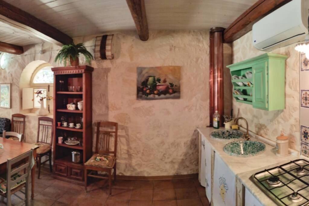 Villa Neli, Palazzolo Acreide, Siracusa, Hot Tub, Wi-Fi & Parking Exterior photo